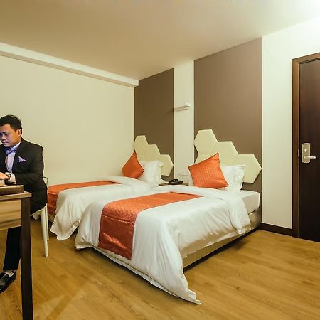 Memoire Hornbill Hotel Kuching Ngoại thất bức ảnh