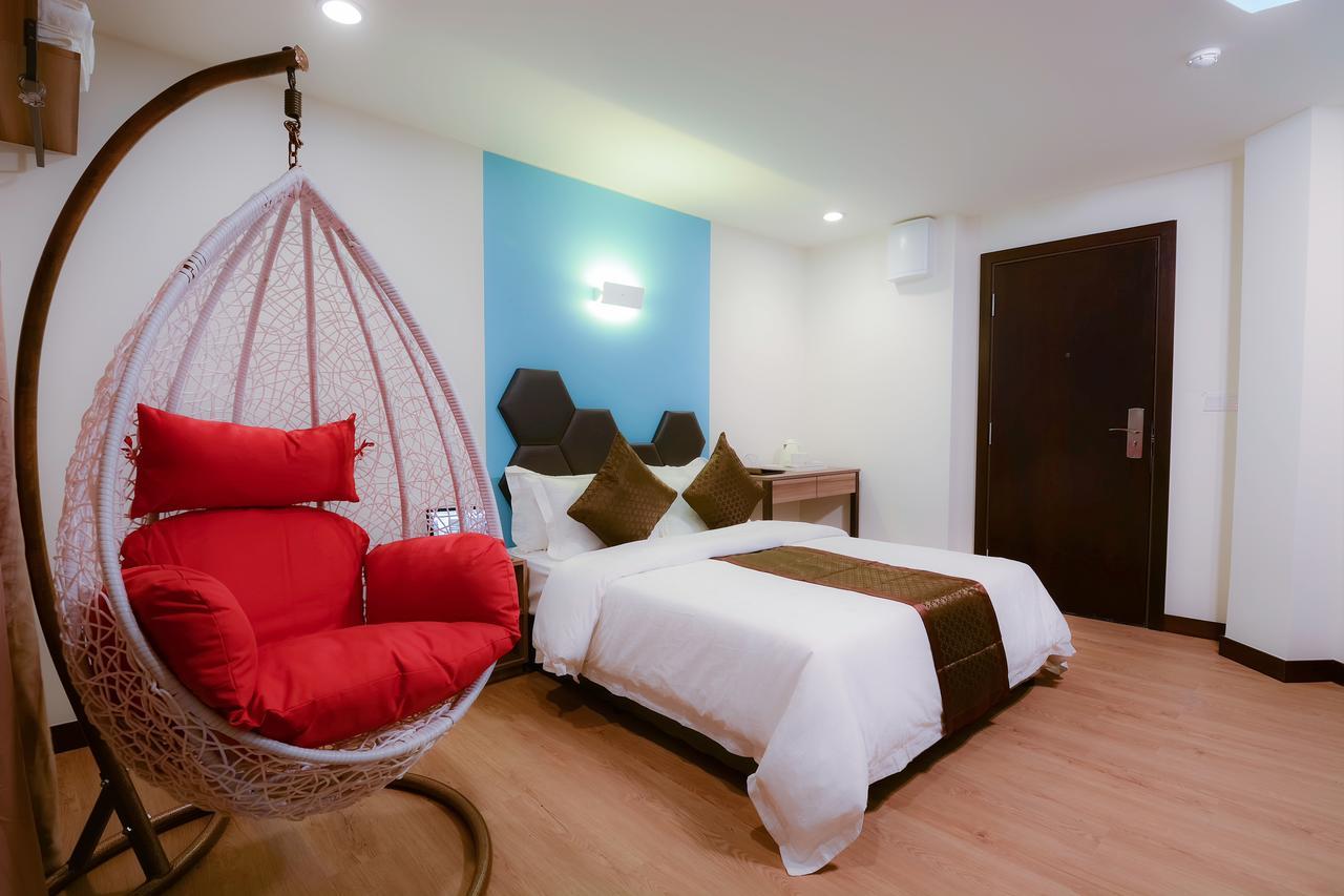 Memoire Hornbill Hotel Kuching Ngoại thất bức ảnh