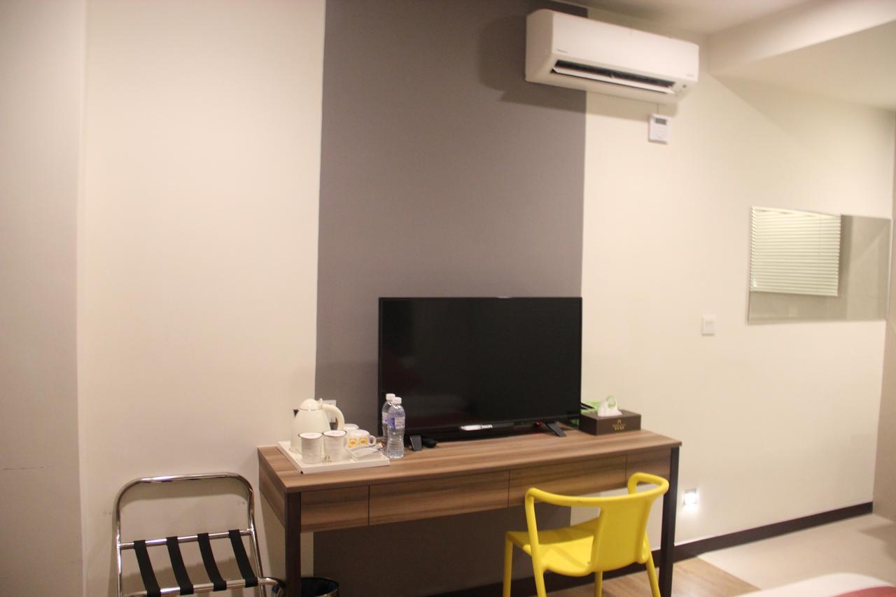 Memoire Hornbill Hotel Kuching Ngoại thất bức ảnh