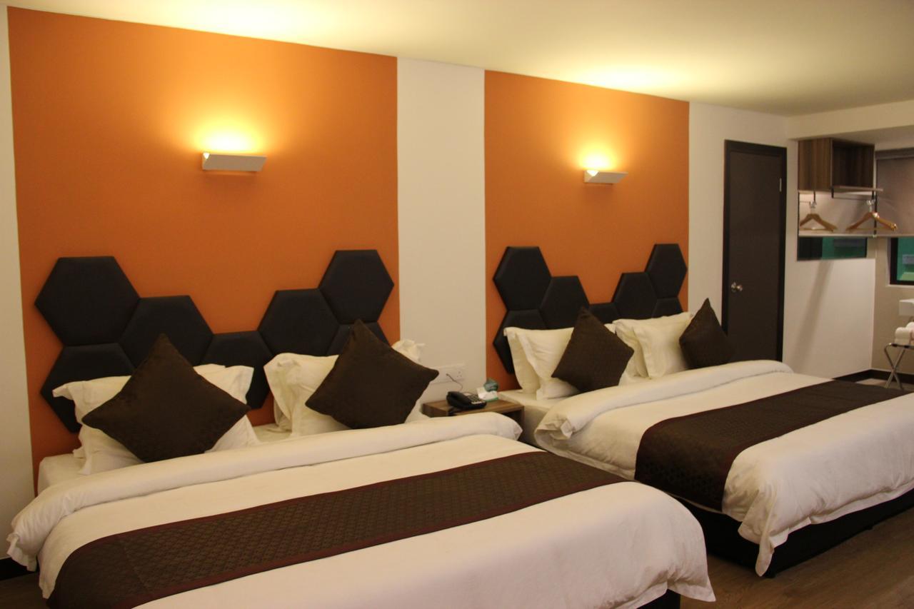 Memoire Hornbill Hotel Kuching Ngoại thất bức ảnh