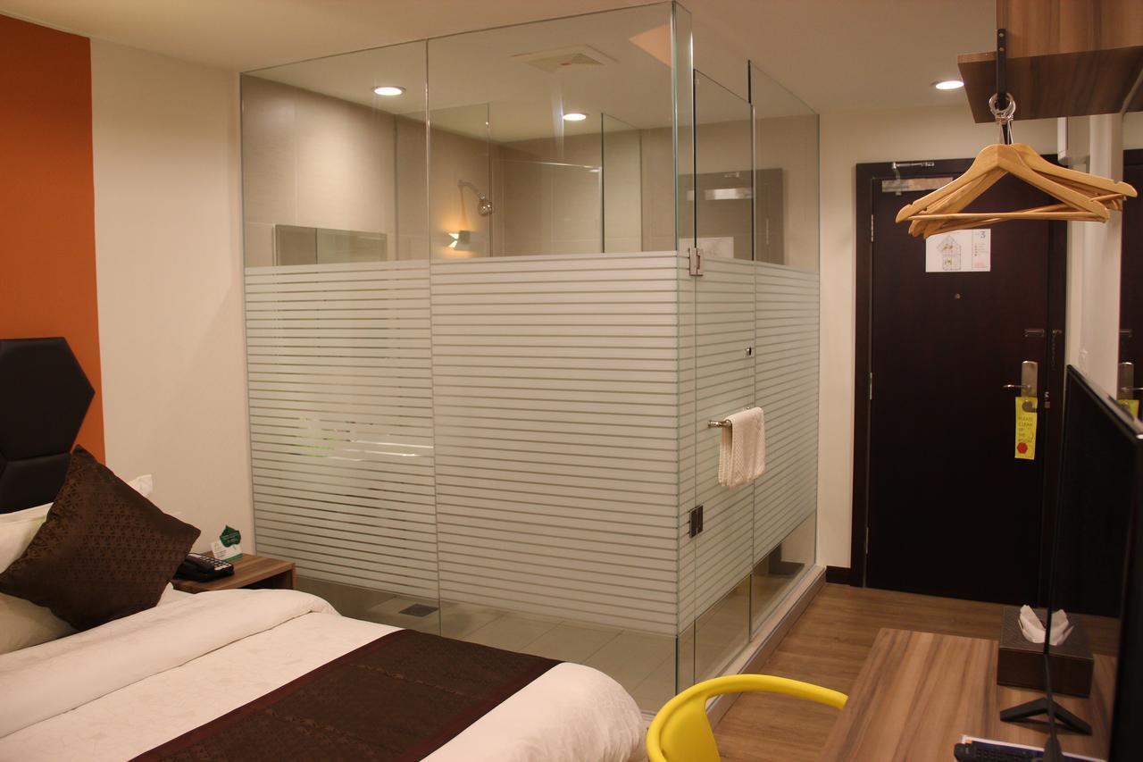 Memoire Hornbill Hotel Kuching Ngoại thất bức ảnh