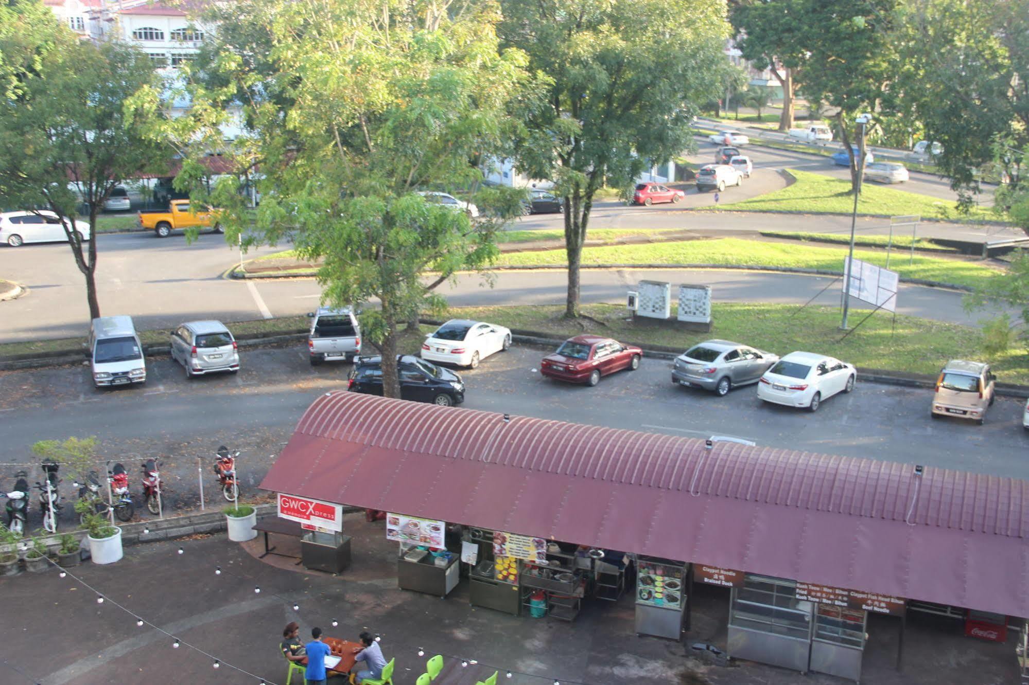 Memoire Hornbill Hotel Kuching Ngoại thất bức ảnh