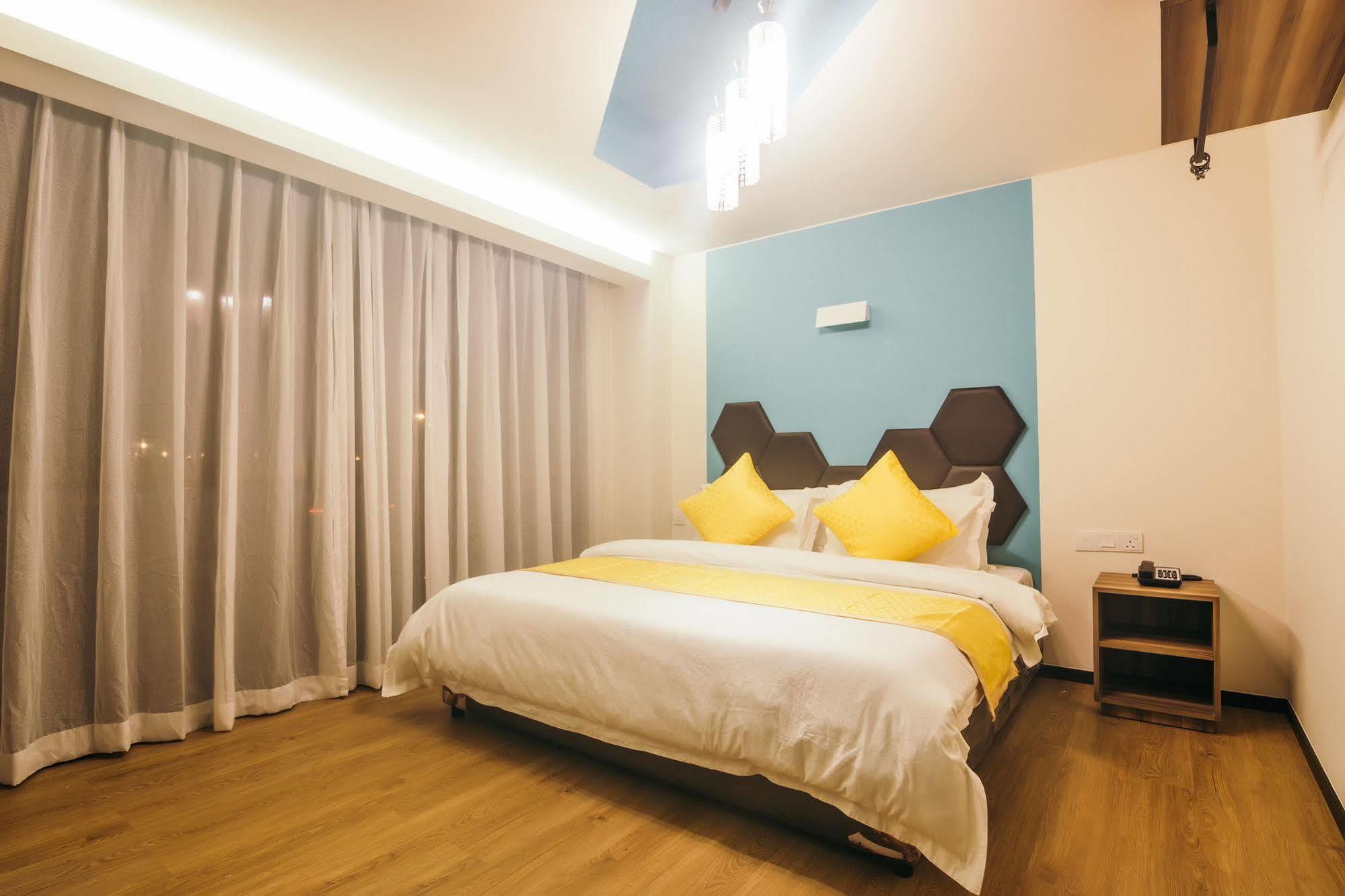 Memoire Hornbill Hotel Kuching Ngoại thất bức ảnh